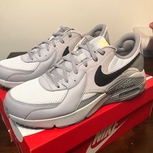 Men’s, size 10, Nike Air Max EXCEE